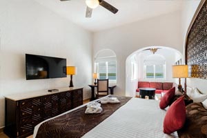 Deluxe Room - GR Solaris Cancun Resort - All-Inclusive Resort - Cancun, Mexico